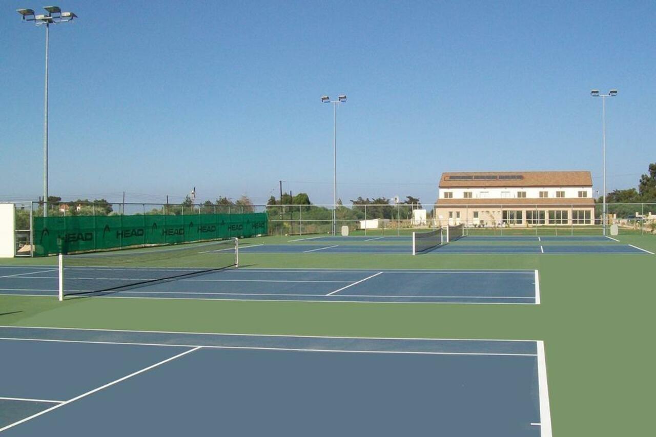 Protaras Tennis And Country Club Exteriör bild