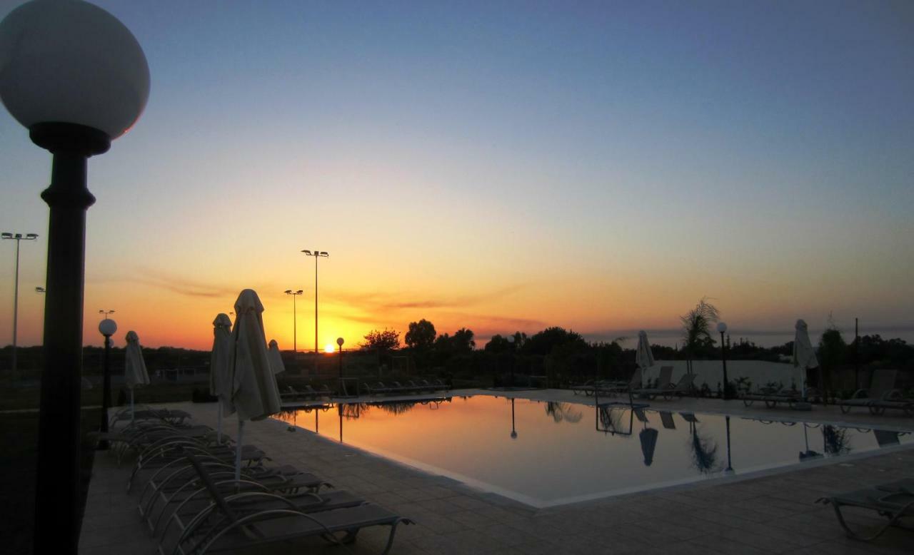 Protaras Tennis And Country Club Exteriör bild